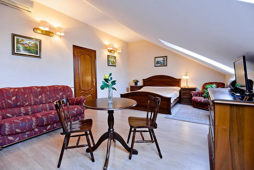 Khreschatyk Suites Κίεβο